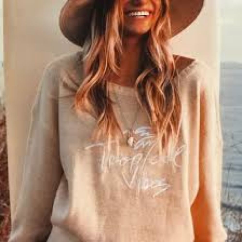 Beachly Box, Goldfish Kiss, Tropical Vibes Sweater, Medium